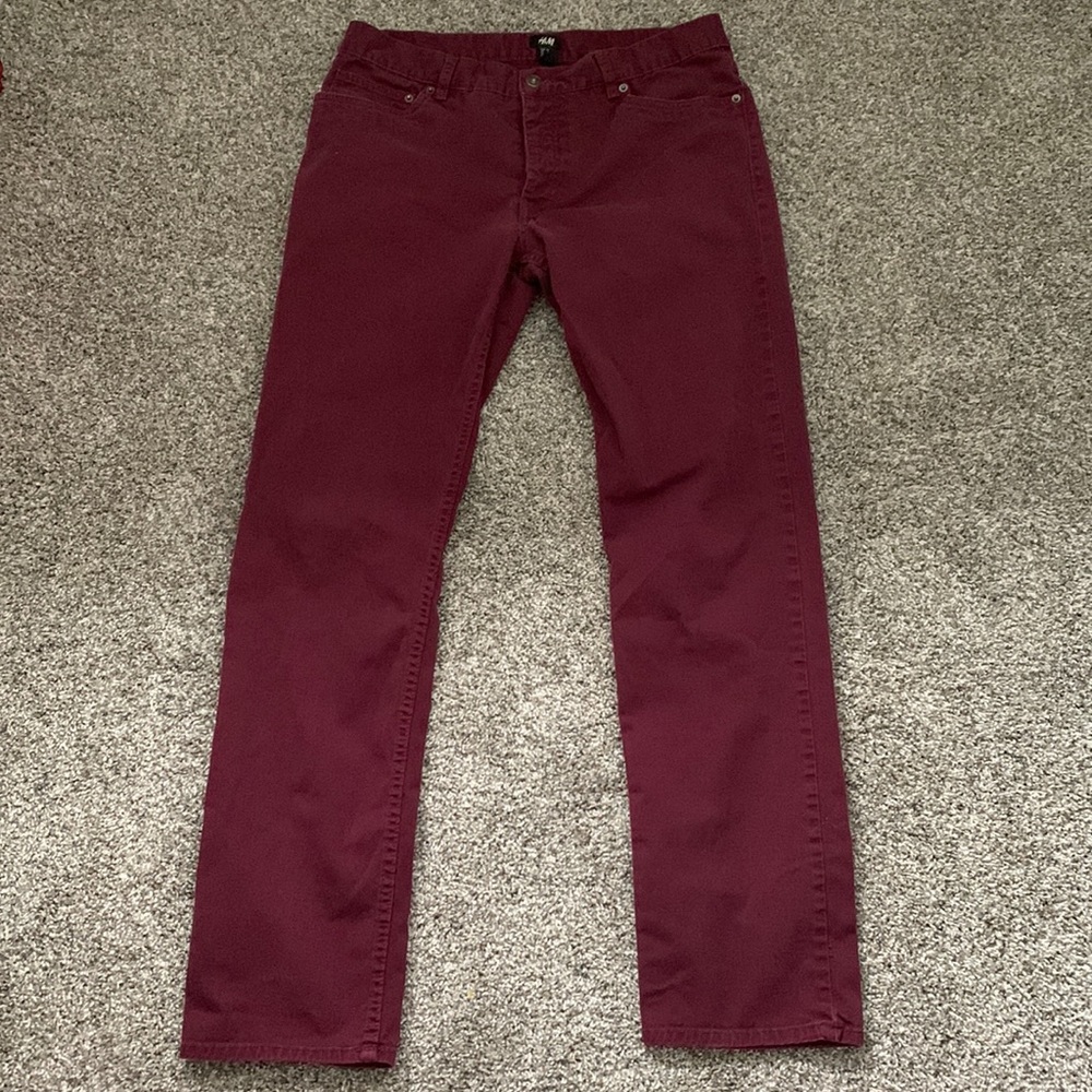 Men’s burgandy skinny leg pants